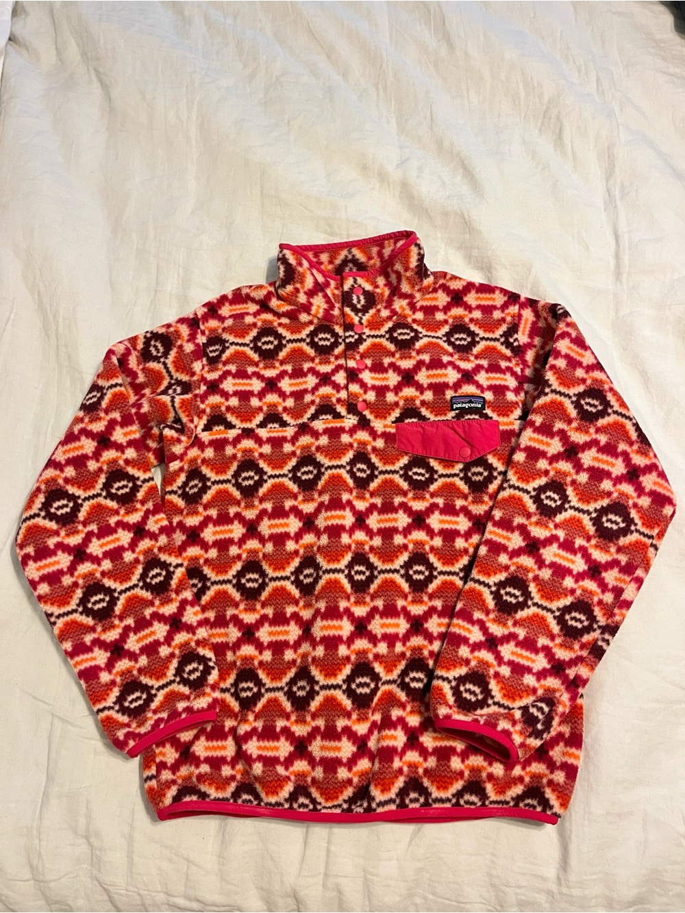 Small Women’s Patagonia Pink Aztec Print Synchilla Snap-T Fleece Pullover